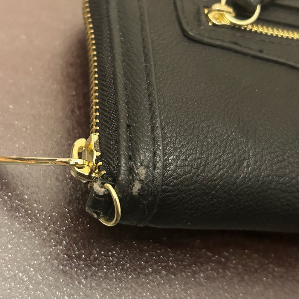 Olivia+Joy Wallet - Picture 10 of 13